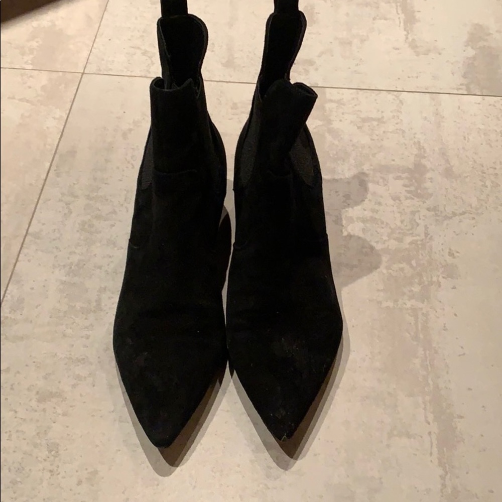 Kendall and Kylie suede ankle boot